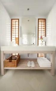 Hilton Vacation Club The Modern Honolulu - 9