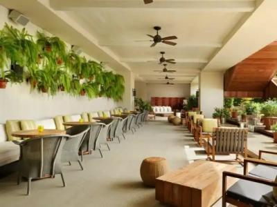 Hilton Vacation Club The Modern Honolulu - 13