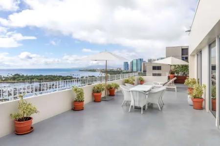 Hilton Vacation Club The Modern Honolulu - 89