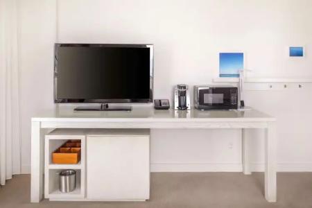 Hilton Vacation Club The Modern Honolulu - 35