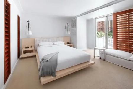 Hilton Vacation Club The Modern Honolulu - 2