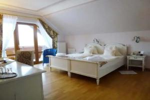 Adenau - Hotels