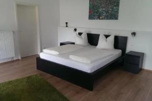 Zum Rebhang Bed & Breakfast, Oestrich-Winkel