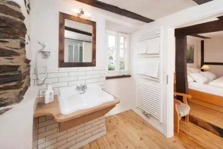 Zeltinger-Hof - Gasthaus des Rieslings - 26