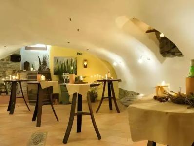 Zeltinger-Hof - Gasthaus des Rieslings - 7