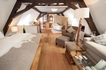 Zeltinger-Hof - Gasthaus des Rieslings - 74