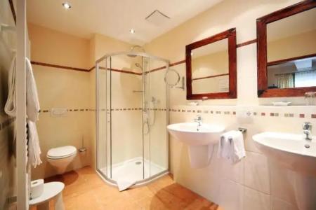 Zeltinger-Hof - Gasthaus des Rieslings - 68