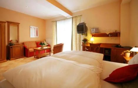 Zeltinger-Hof - Gasthaus des Rieslings - 72