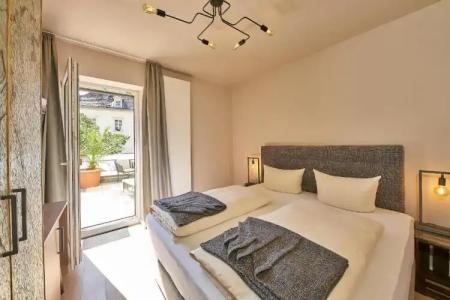 Zeltinger-Hof - Gasthaus des Rieslings - 89