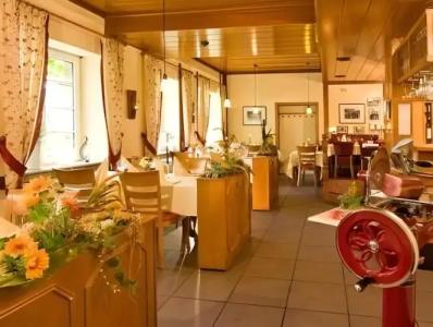 Zeltinger-Hof - Gasthaus des Rieslings - 2