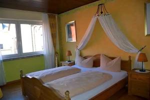Ediger-Eller - Hotels