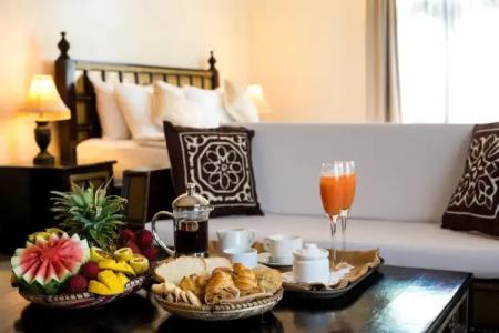 Golden Tulip Stone Town Boutique - 52