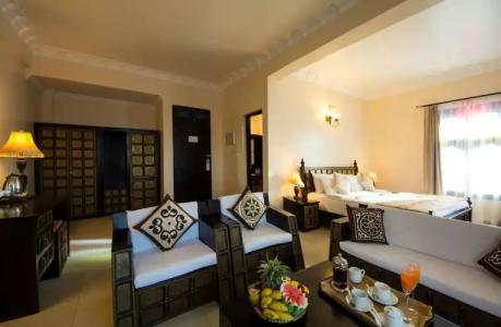 Golden Tulip Stone Town Boutique - 63