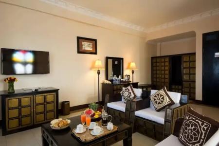 Golden Tulip Stone Town Boutique - 135