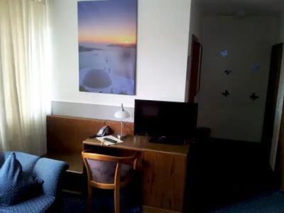 Lieth-Hotel-Grünreich - 3