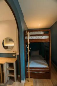 Victoria Nimman - 31