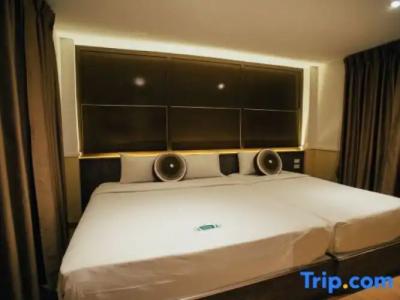 Victoria Nimman - 68