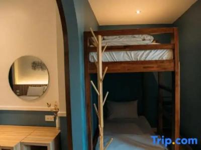 Victoria Nimman - 54