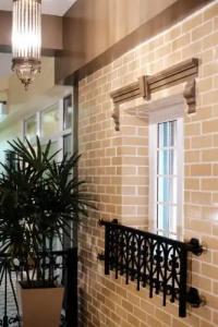 Victoria Nimman - 102