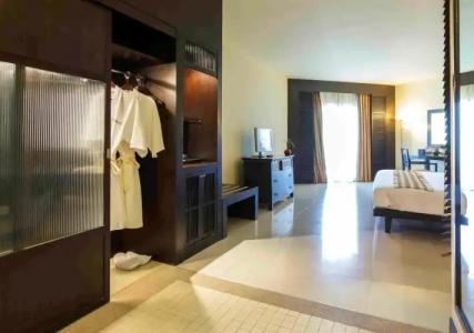 Novotel Chumphon Beach Resort And Golf - 1