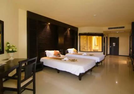 Novotel Chumphon Beach Resort And Golf
