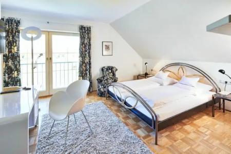 Reck's-Restaurant - 3