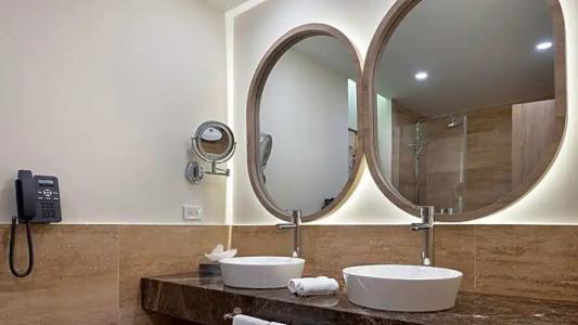 Holiday Inn Santo Domingo & Suites, an IHG - 79