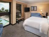 1 Bedroom Double Club Junior Suite with pool view