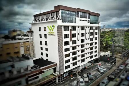 Weston Suites
