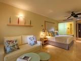 Swim Up Beachside Double Junior Suite