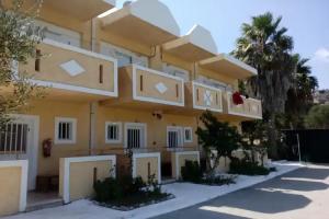 Denise Apartments, Kefalos