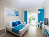 Single room with balcony and with garden view