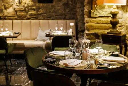 Schlössle - The Leadings of the World - 16