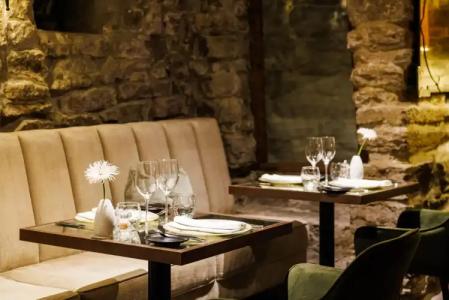 Schlössle - The Leadings of the World - 17