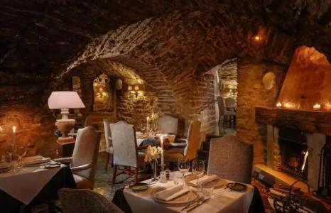 Schlössle - The Leadings of the World - 9