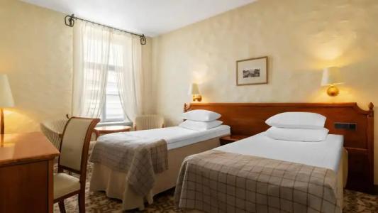 Rixwell Collection Savoy Boutique - 34