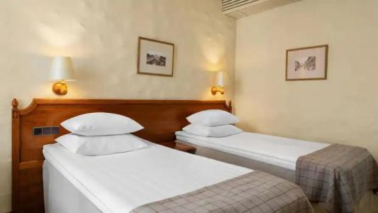 Rixwell Collection Savoy Boutique - 37