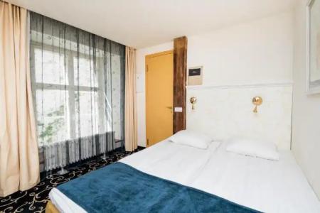 Меритон Олд Тaун Гарден - 50