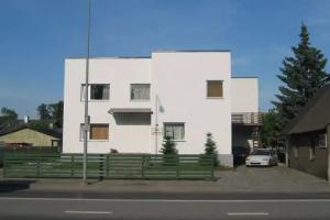 Anette House, Parnu
