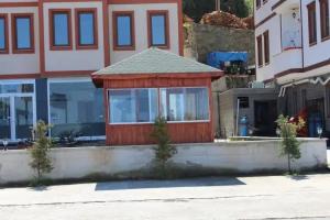 Oz-Ay Hotel, Hamurgan