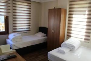 Oz-Ay Hotel, Hamurgan