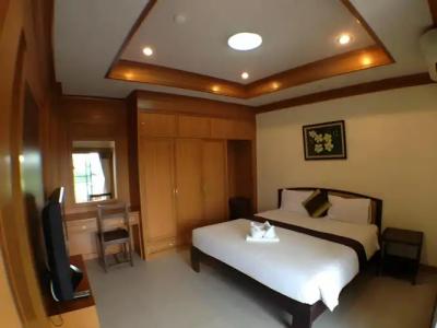 Narawan, Hua Hin - 1