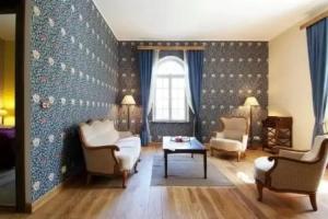 Mooste Viinavabriku Hotell & Restoran, Mooste