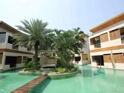 The Hideaway Resort - 28