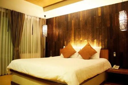 The Hideaway Resort - 1