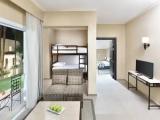 Deluxe Family Queen Room