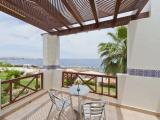 Standard Triple room with sea view