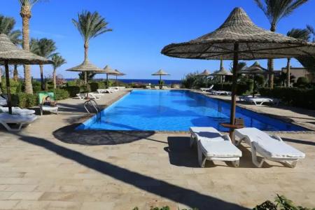 Tamra Beach Resort - 11