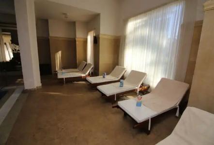 Tamra Beach Resort - 19