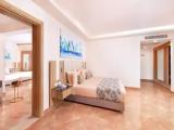 Deluxe Family room with garden view